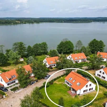 Przy Jeziorze Sun & Snow Osada Zamkowa Holiday home