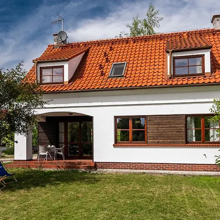 Holiday home Przy Jeziorze Sun & Snow Osada Zamkowa Pasym