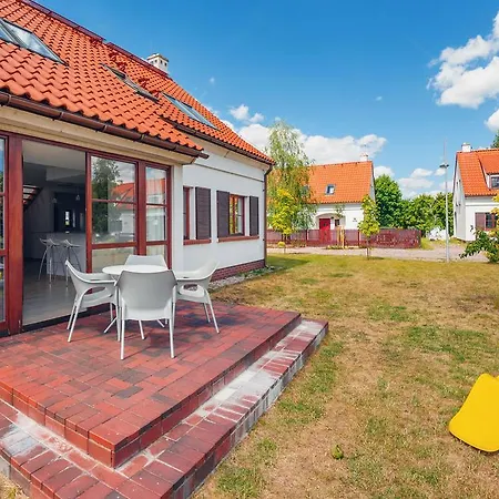 Holiday home Przy Jeziorze Sun & Snow Osada Zamkowa