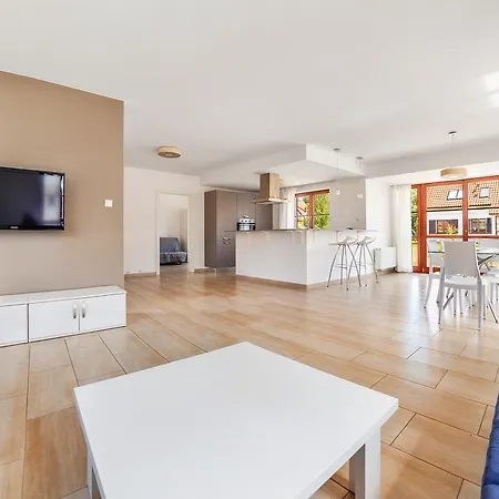 Nad Jeziorem Sun & Snow Osada Zamkowa Feriehus