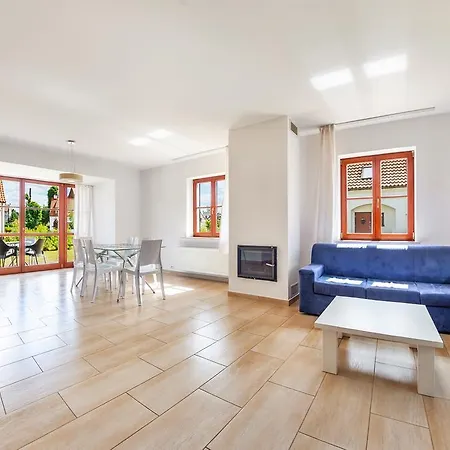 Feriehus Nad Jeziorem Sun & Snow Osada Zamkowa Pasym