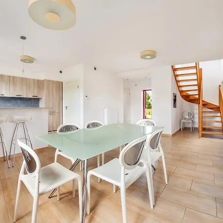 Nad Jeziorem Sun & Snow Osada Zamkowa Feriehus