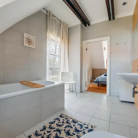 Nad Jeziorem Sun & Snow Osada Zamkowa Feriehus Pasym